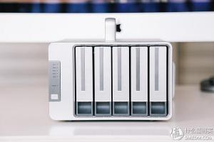 我为什么花2万多组了这套磁盘阵列:TERRAMASTER 铁威马 D5 Thunderbolt 3 磁盘阵列